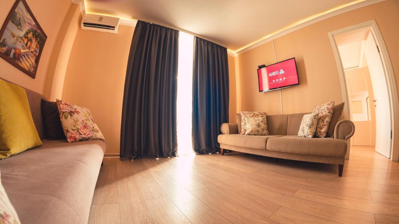 Apart Hotel Orbi Батуми Екстериор снимка