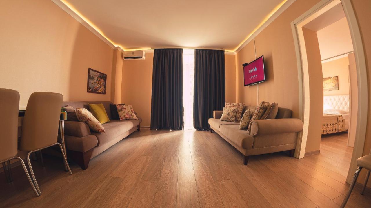 Apart Hotel Orbi Батуми Екстериор снимка